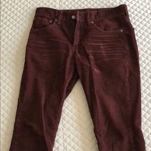 Men’s burgundy Levi’s 511 corduroy pants 31x32